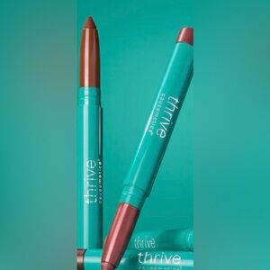 Thrive Causemetics infinity Waterproof Eyeshadow Stick in Elena